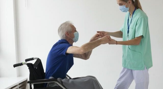 介護士の常識を覆す最新転職事情と成功の秘訣